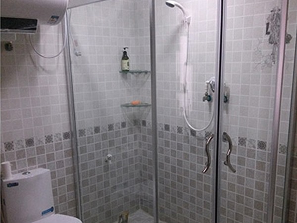 玻璃淋浴房案例